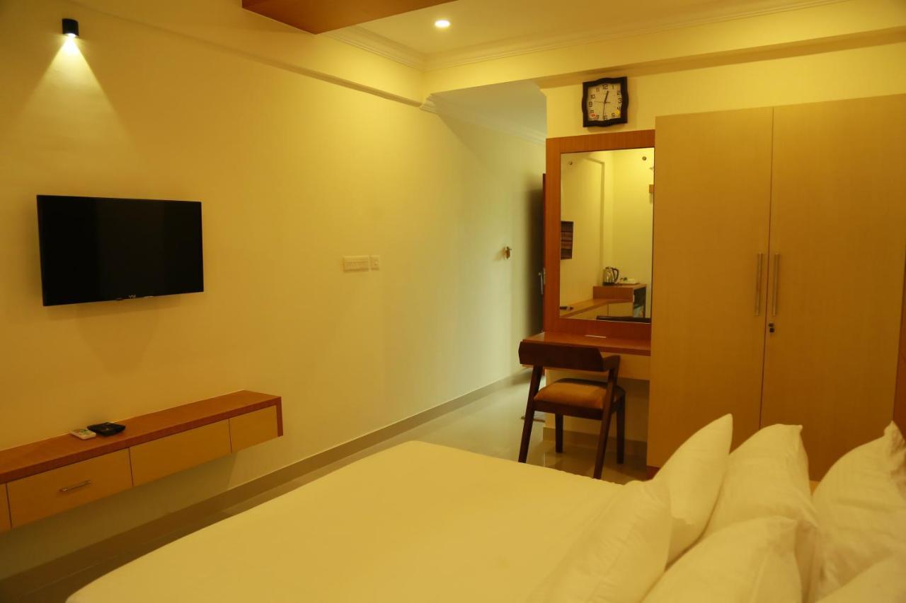 Sea Breeze Rest Inn Kannur Exterior photo