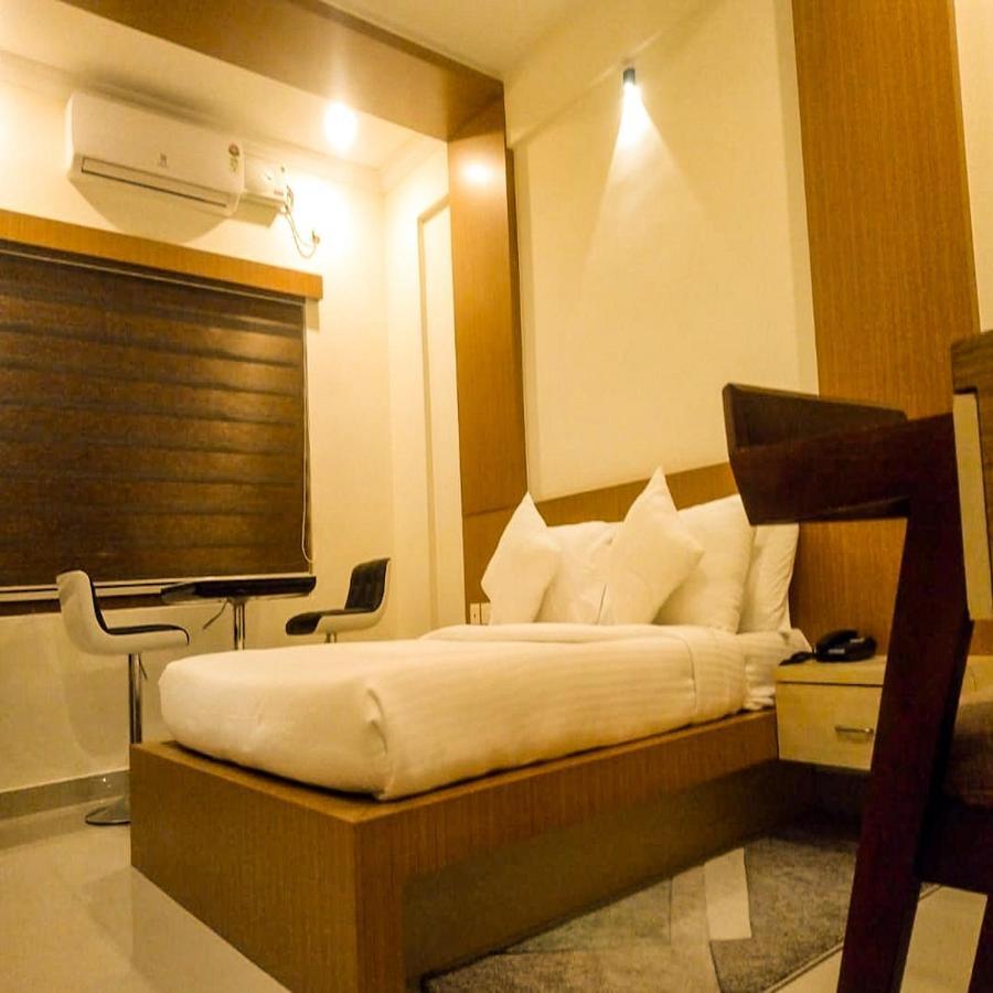 Sea Breeze Rest Inn Kannur Exterior photo