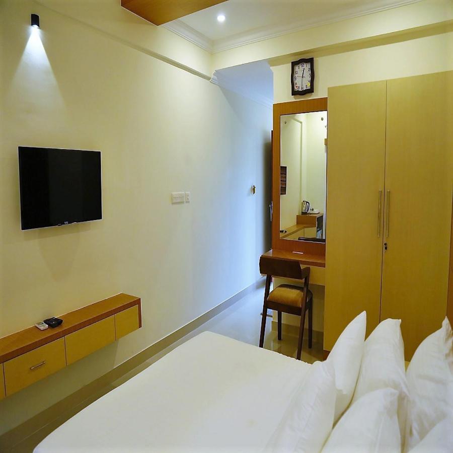 Sea Breeze Rest Inn Kannur Exterior photo